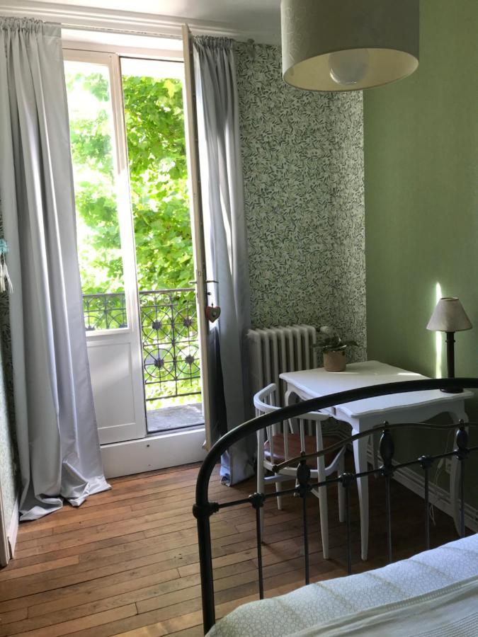 לינה וארוחת בוקר Châlons-en-Champagne Un Jardin Dans La Ville מראה חיצוני תמונה